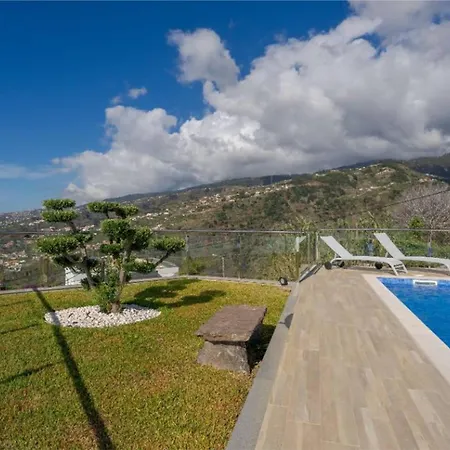 Celeste Villa Ribeira Brava